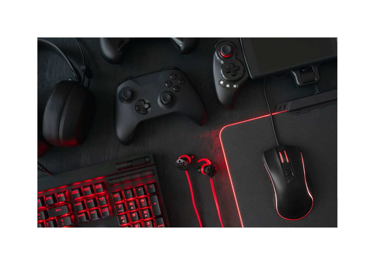 Игровые консоли и приставки